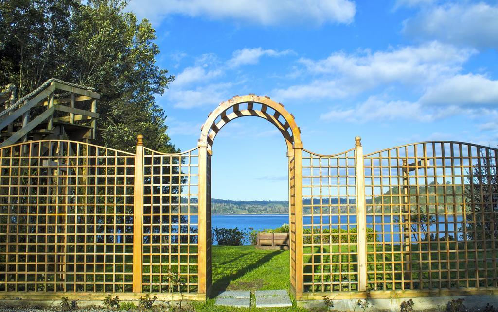 La Casa Del Arbol De Chiloe Villa Castro Kültér fotó